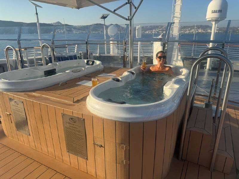 SeaDream couples hot tubs