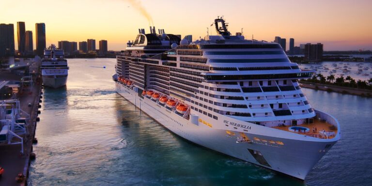 cruise ship
