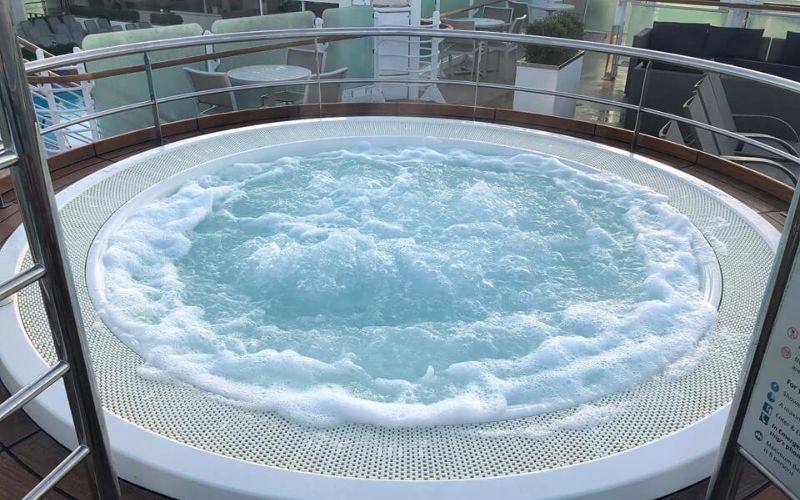 Cruise ship hot tub