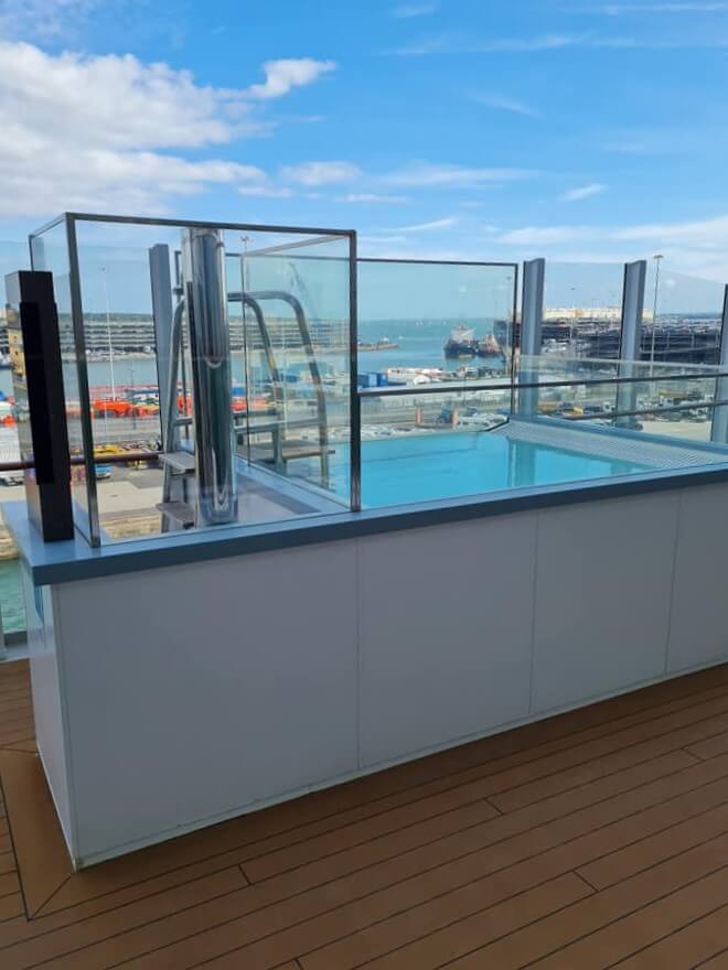 Whirlpool on P&O Iona