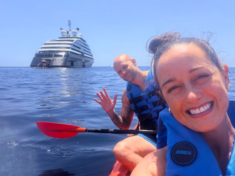 Cruise Mummy kayaking