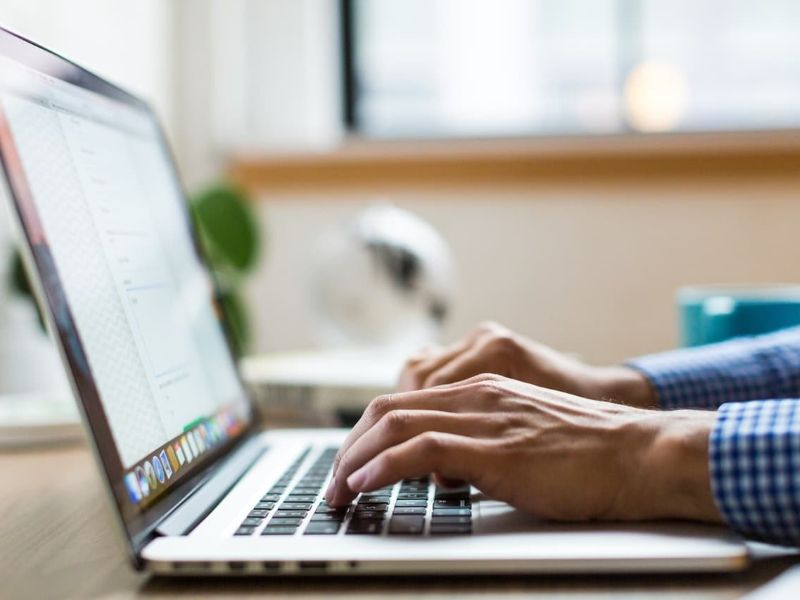 Using a laptop to plan your cruise