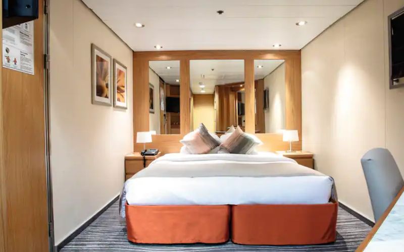 The bed of an inside cabin