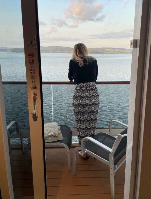 Cruise Mummy on balcony