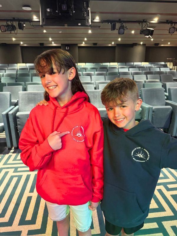siblings on a cruise