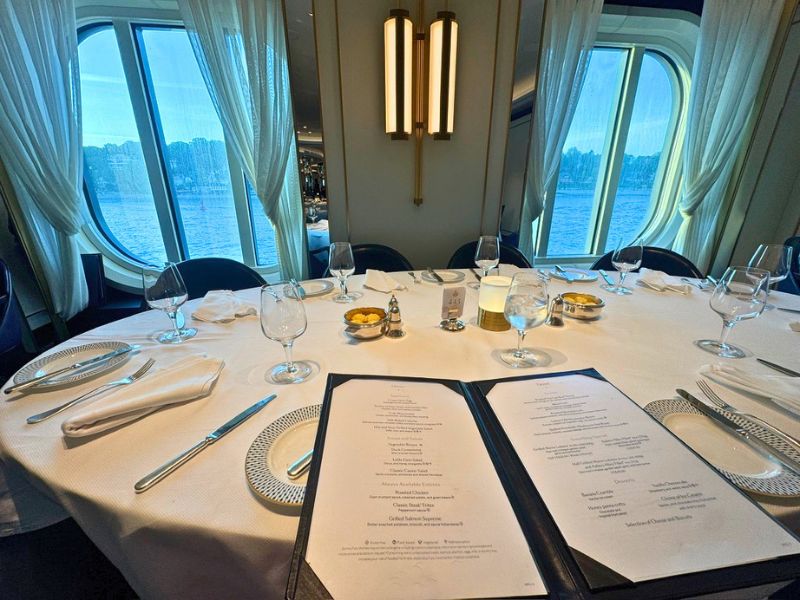 Cunard table for ten