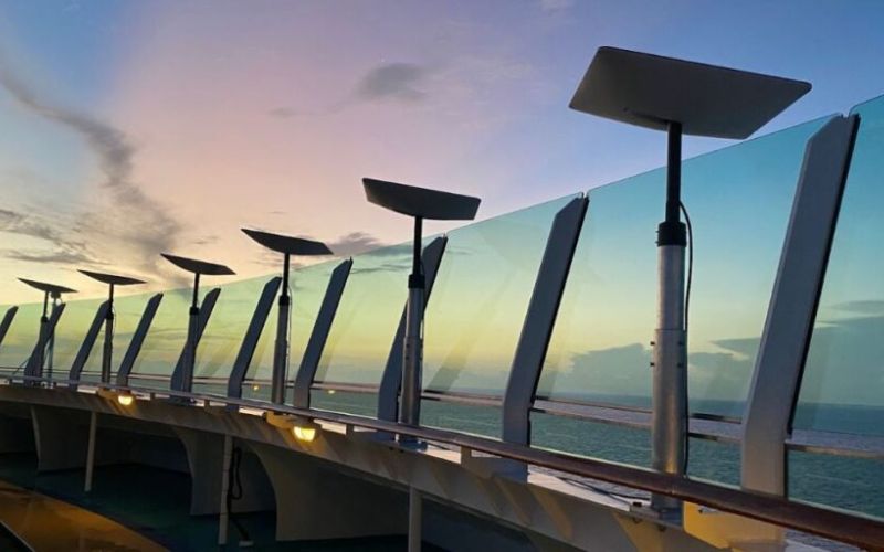 Wifi receivers lined up on a cruise ship to provide internet on cruisers.